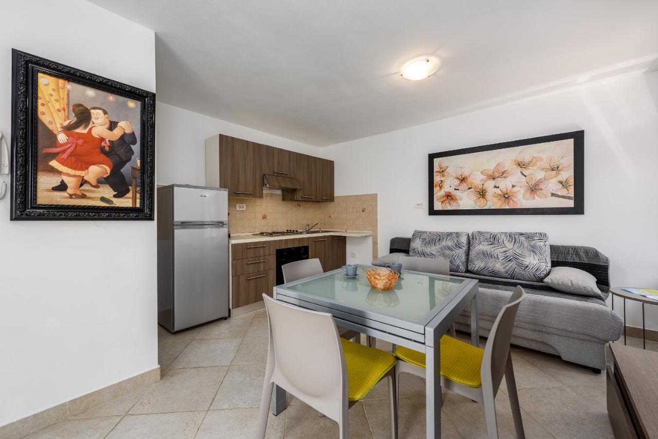 Apartments Dante Umag Zewnętrze zdjęcie