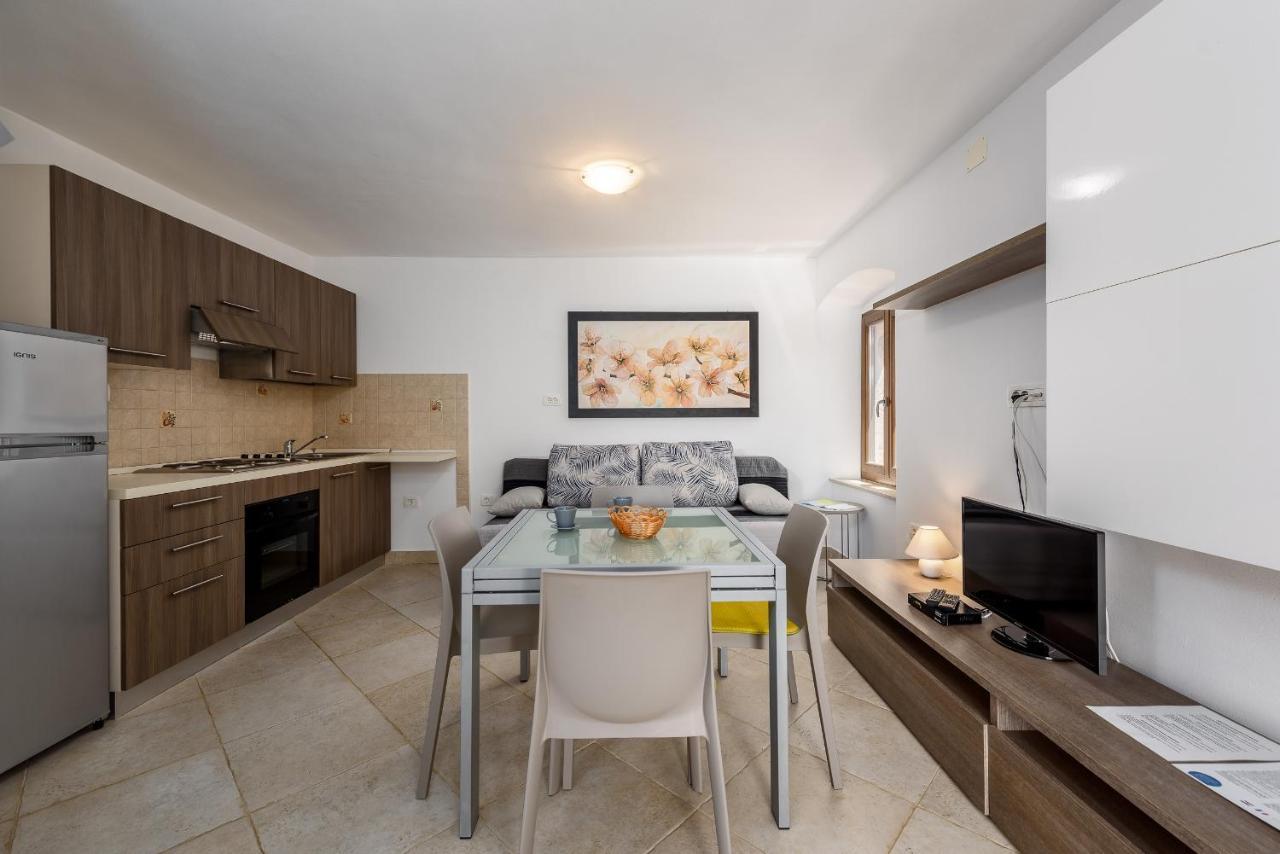 Apartments Dante Umag Zewnętrze zdjęcie