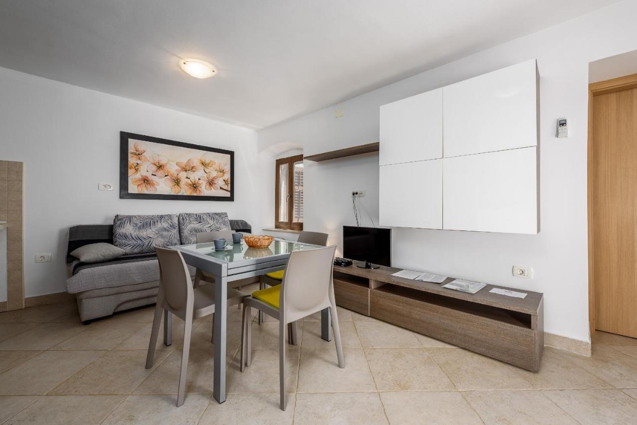 Apartments Dante Umag Zewnętrze zdjęcie