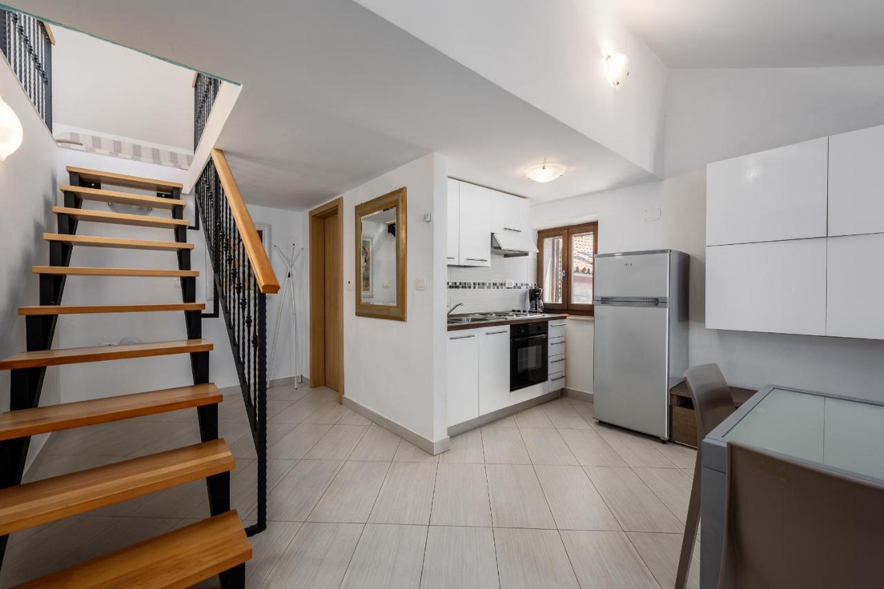 Apartments Dante Umag Zewnętrze zdjęcie