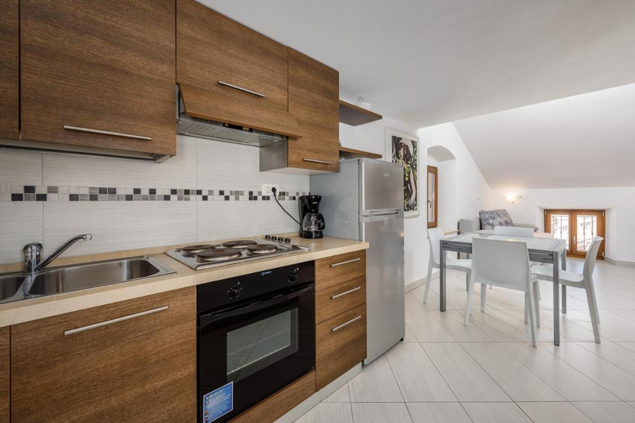 Apartments Dante Umag Zewnętrze zdjęcie