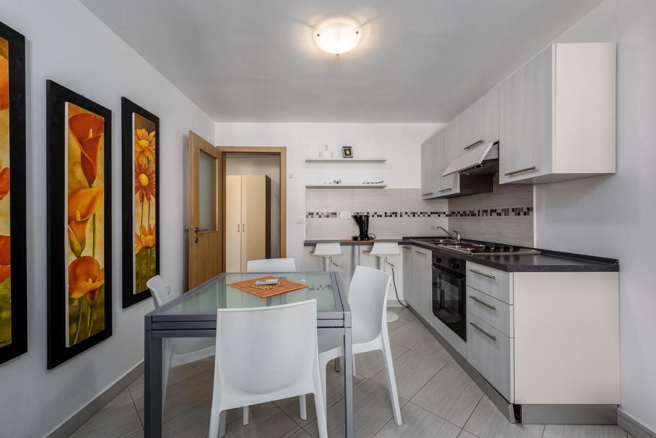 Apartments Dante Umag Zewnętrze zdjęcie